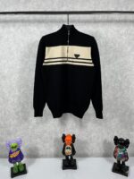 “Prada” Logo Detail Half-Zip Пуловер (Черно)