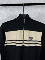 “Prada” Logo Detail Half-Zip Пуловер (Черно) - Image 3