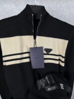 “Prada” Logo Detail Half-Zip Пуловер (Черно) - Image 5